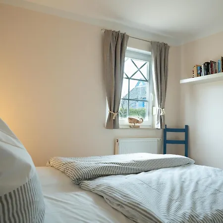 Apartment Kavelweg 33a Arielle 2 *